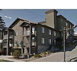 Contemporary 2 Bed / 2 Bath in Parkhill