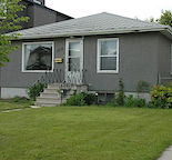 Entire House for price of most main floor rentals!!   Near SAIT, UC, Downtown