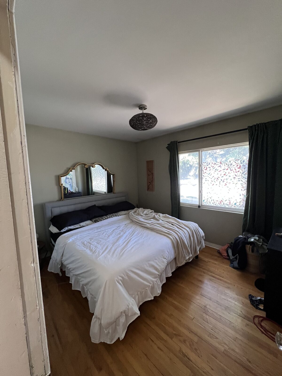 Calgary 2 bedrooms Main Floor for rent. Property photo: 37987-1