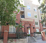 Gorgeous TOP FLOOR, 2 bed 2 bath condo one block from 4th Street!