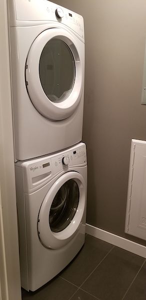 Calgary 1 bedroom Room For Rent for rent. Property photo: 382666-3