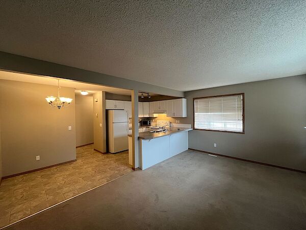 Calgary 3 bedrooms Townhouse for rent. Property photo: 382766-3