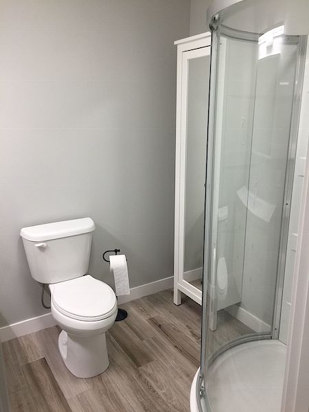Calgary 1 bedroom Basement for rent. Property photo: 385117-3