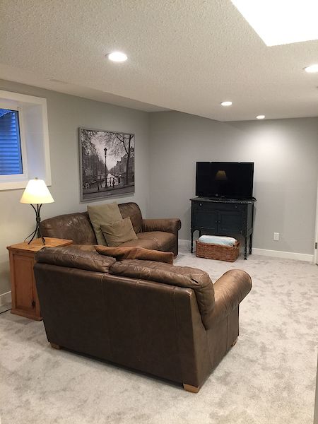 Calgary 1 bedroom Basement for rent. Property photo: 385117-2