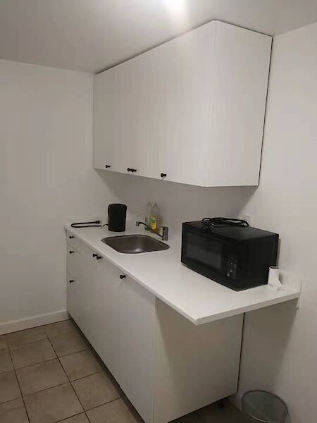 Calgary 1 bedroom Room For Rent for rent. Property photo: 385284-2