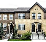 1800sqft Executive Luxury Townhome