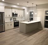 Gorgeous Condo - Corner Unit with balcony facing Central Park & courtyard