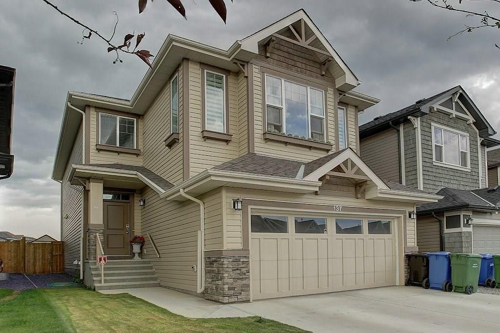 Calgary 3 + Den bedrooms House for rent. Property photo: 387637-1