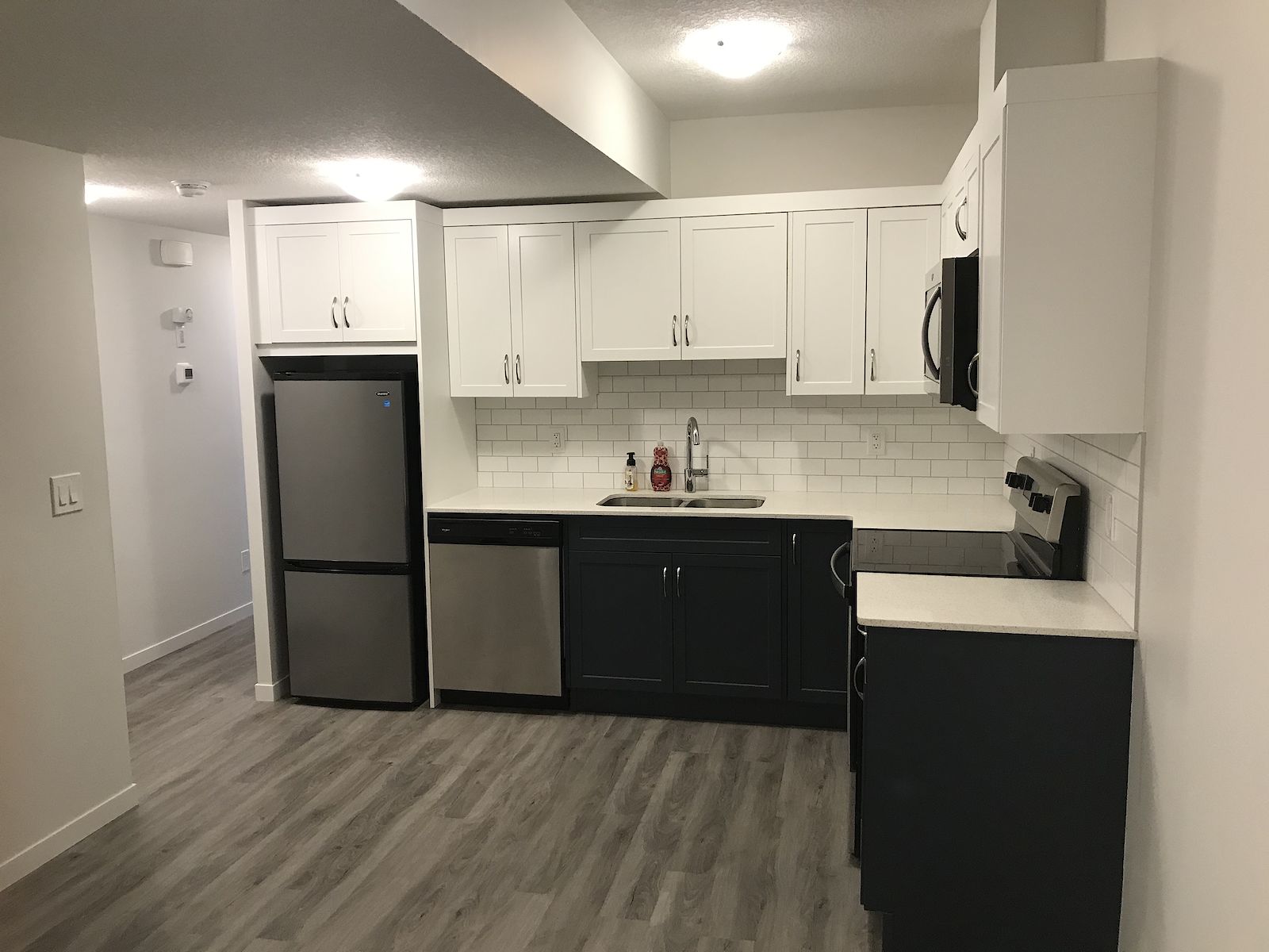 Calgary 2 bedrooms Basement for rent. Property photo: 388818-1