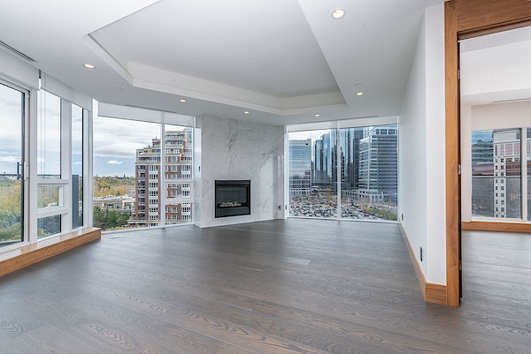 Calgary 2 bedrooms Condo Unit for rent. Property photo: 389839-2