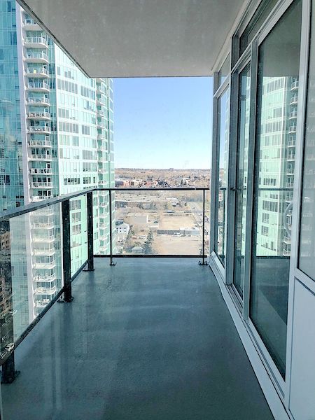 Calgary 2 bedrooms Condo Unit for rent. Property photo: 390736-3