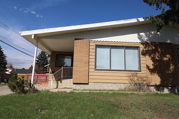 Calgary 2 bedrooms Main Floor for rent. Property photo: 390899-2