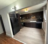 2 Bedrooms renovated at util included except power