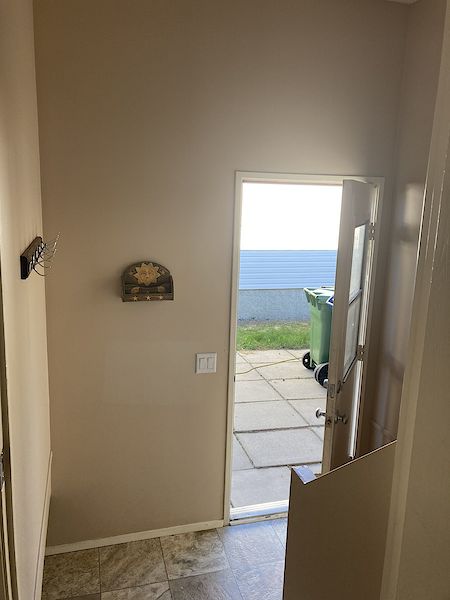 Calgary 1 bedroom Basement for rent. Property photo: 39361-3