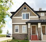 Like new duplex. total of 3 bedroom 4 bathrooms