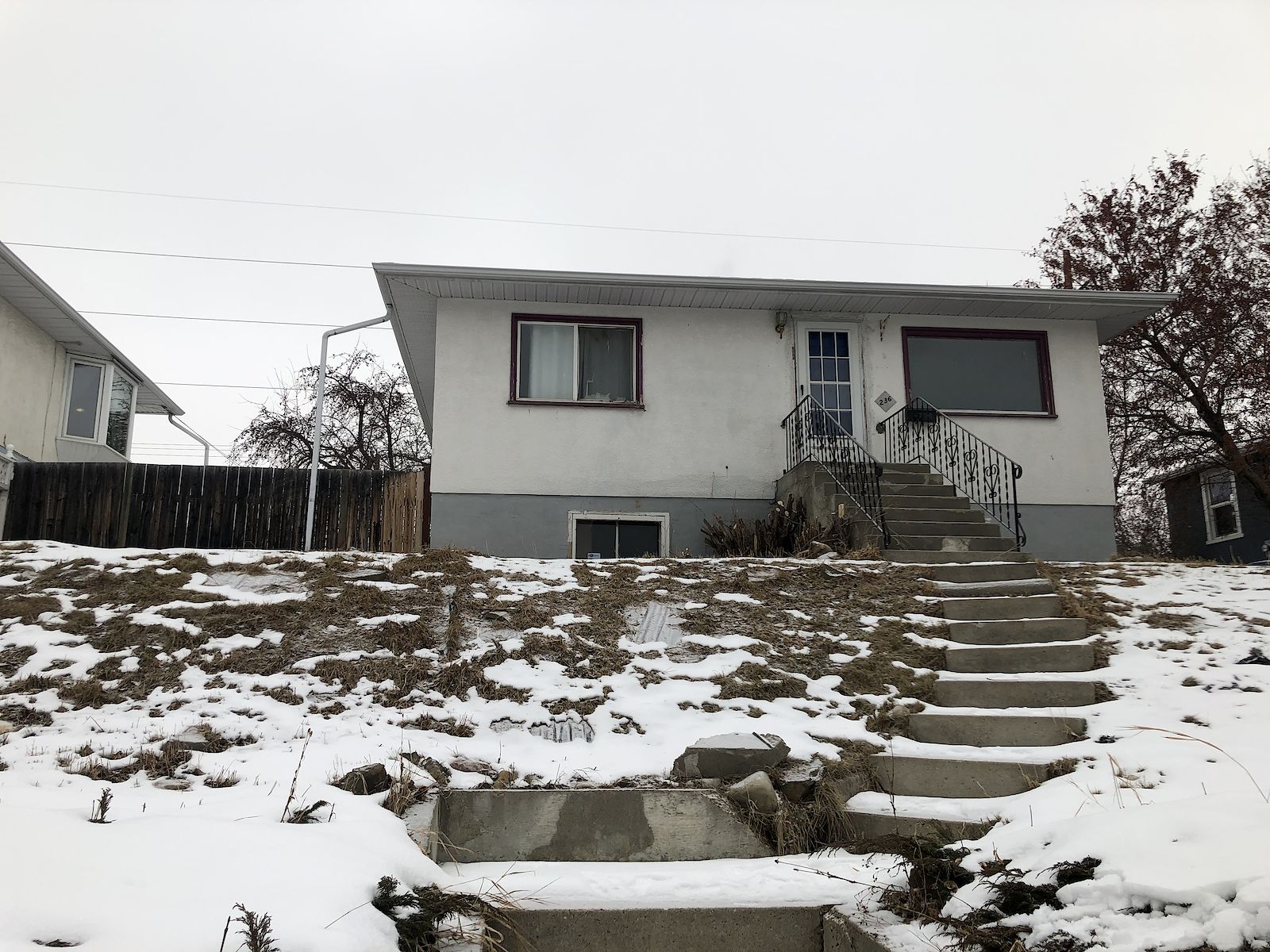 Calgary 2 + Den bedrooms House for rent. Property photo: 398170-1