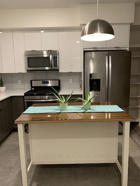 Calgary 1 bedroom Condo Unit for rent. Property photo: 398411-3