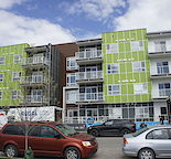Well kept 2 bedrooms Apartment Steps Away From YMCA