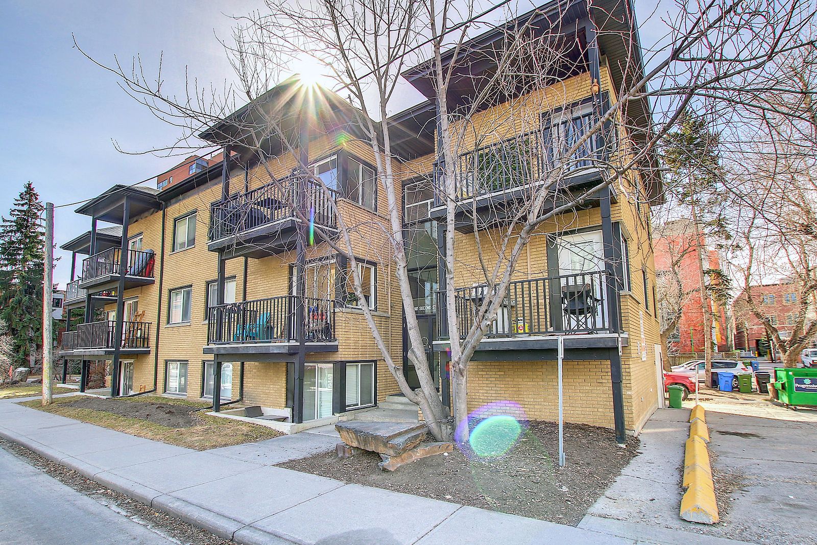 Calgary 1 bedroom Condo Unit for rent. Property photo: 400056-1