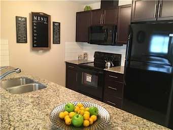 Sherwood Park 2 bedrooms Condo Unit for rent. Property photo: 400616-1