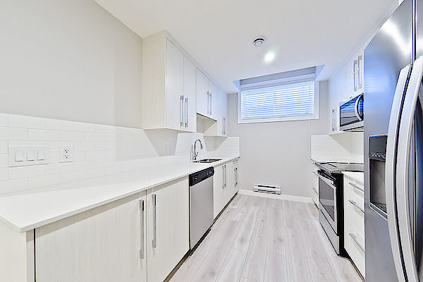 Calgary 1 bedroom Basement for rent. Property photo: 401879-2