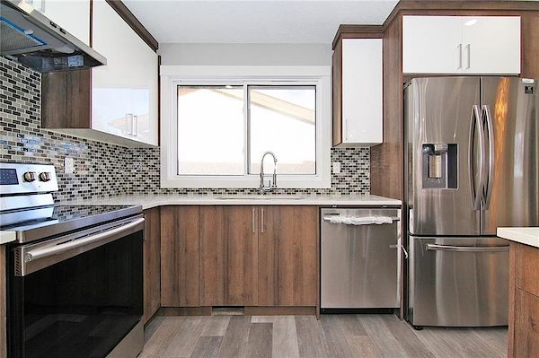 Calgary 3 bedrooms Main Floor for rent. Property photo: 402108-2