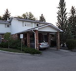 Quiet 3 Bedroom 1.5 Bathroom in Oakridge — Oakridge, Calgary