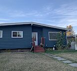 Newer renovated quiet and convenient 3 beds main floor