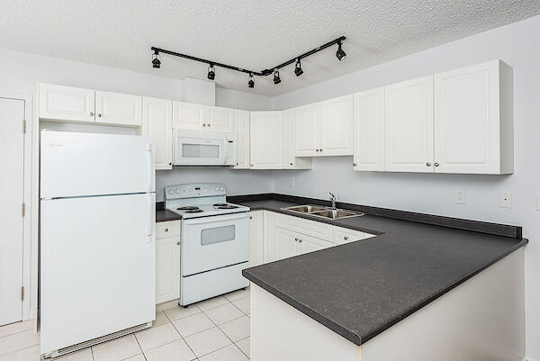 Edmonton 2 bedrooms Apartment for rent. Property photo: 403326-3