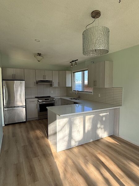 Calgary 3 bedrooms Fourplex for rent. Property photo: 40348-2