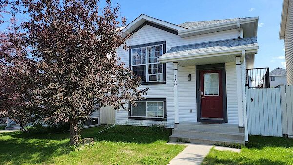 Beautifully Renovated Legal Basement Suite