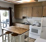 ONE bedroom on 3 Bdr Main Floor, only 15min walk to UofC, LRT, SAIT & Hospitals