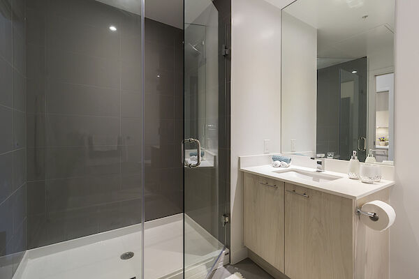 North Vancouver 2 bedrooms Apartment for rent. Property photo: 404714-2