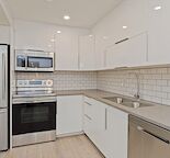 2-Bdrm Legal Basement Suite in Inner City NW - Incl Utilities! AVAIL SEPT 1st!