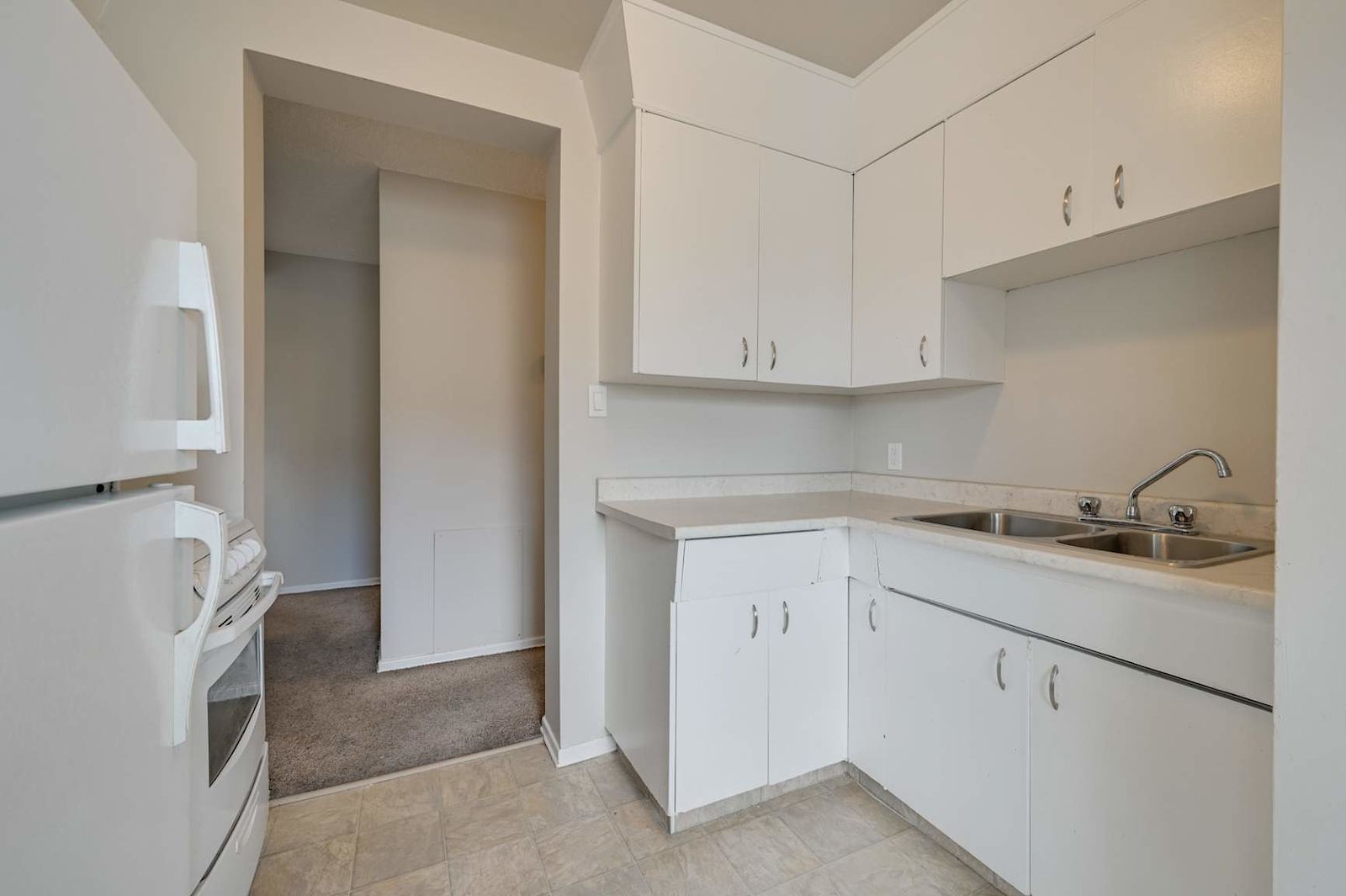 Edmonton 1 bedrooms Apartment for rent. Property photo: 406687-1