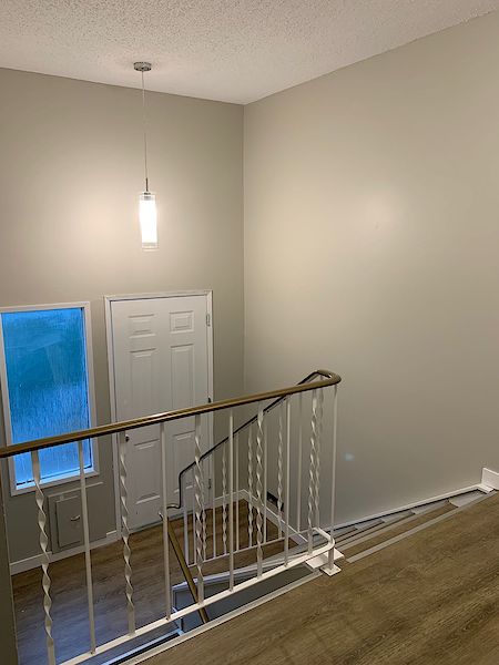 Calgary 4 bedrooms Duplex for rent. Property photo: 40694-2
