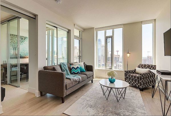 Calgary 1 + Den bedrooms Condo Unit for rent. Property photo: 407315-3