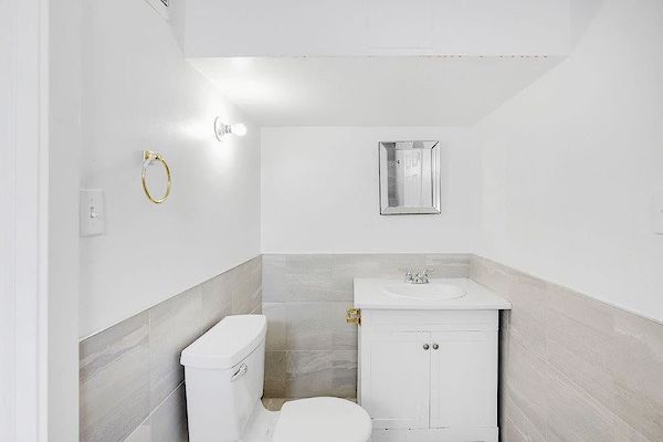 Calgary 2 bedrooms Basement for rent. Property photo: 407980-3