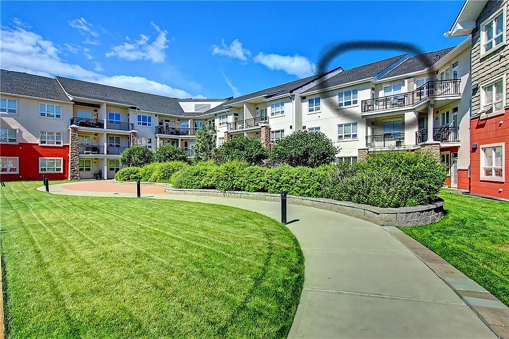 Calgary 2 bedrooms Condo Unit for rent. Property photo: 408525-1