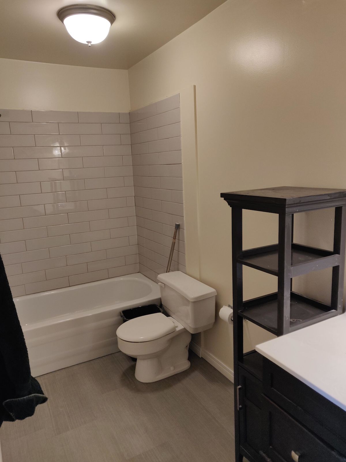 Calgary 2 bedrooms Townhouse for rent. Property photo: 409104-1