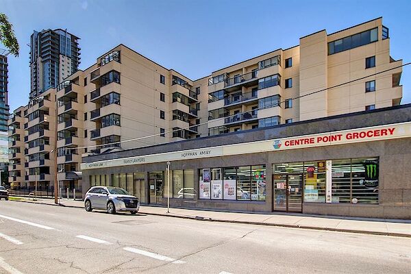 Calgary 1 + Den bedrooms Condo Unit for rent. Property photo: 410478-2