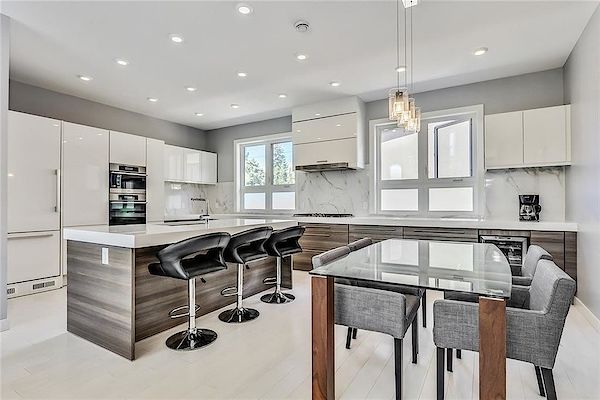 Calgary 3 bedrooms Townhouse for rent. Property photo: 410854-2