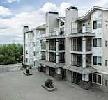 Close to everything 2 bedroom, 2 bathroom in the Rocky Ridge
