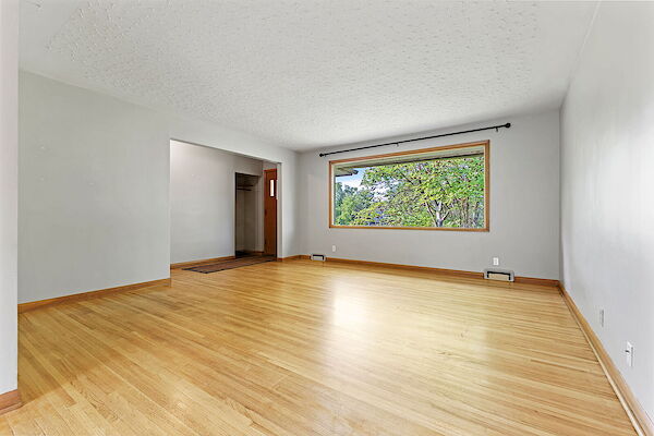 Calgary 3 bedrooms Main Floor for rent. Property photo: 411760-2