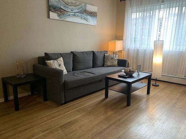 Calgary 1 bedroom Apartment for rent. Property photo: 412278-2