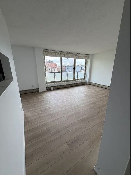 Calgary 1 bedroom Apartment for rent. Property photo: 412629-2