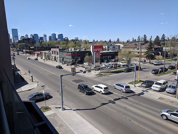 Calgary 1 + Den bedrooms Condo Unit for rent. Property photo: 413841-3