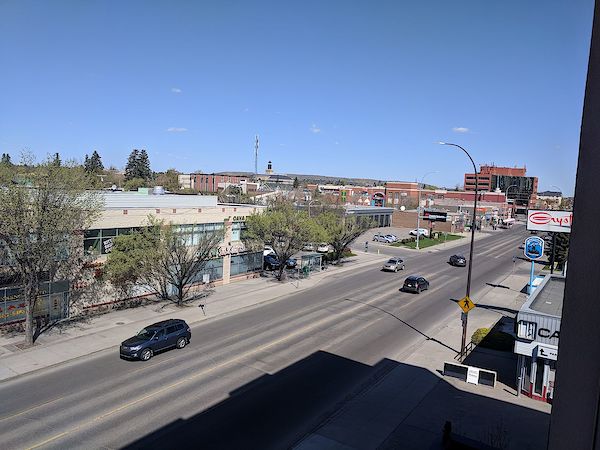 Calgary 1 + Den bedrooms Condo Unit for rent. Property photo: 413841-2