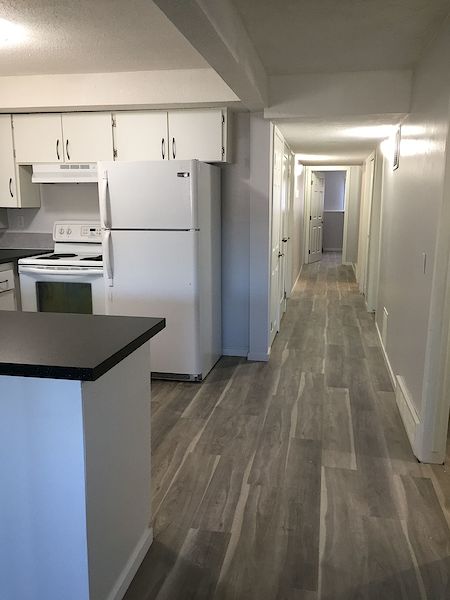 Calgary 3 bedrooms Basement for rent. Property photo: 414156-2