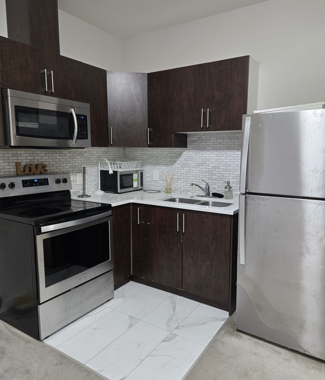 Calgary 2 bedrooms Basement for rent. Property photo: 415519-1